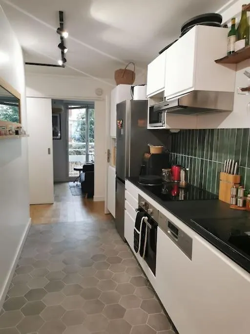 Apartment Superbe Calme A Republique